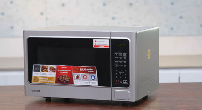 Hình ảnh thực tế lò vi sóng Toshiba ER SGS34 (S1)VN